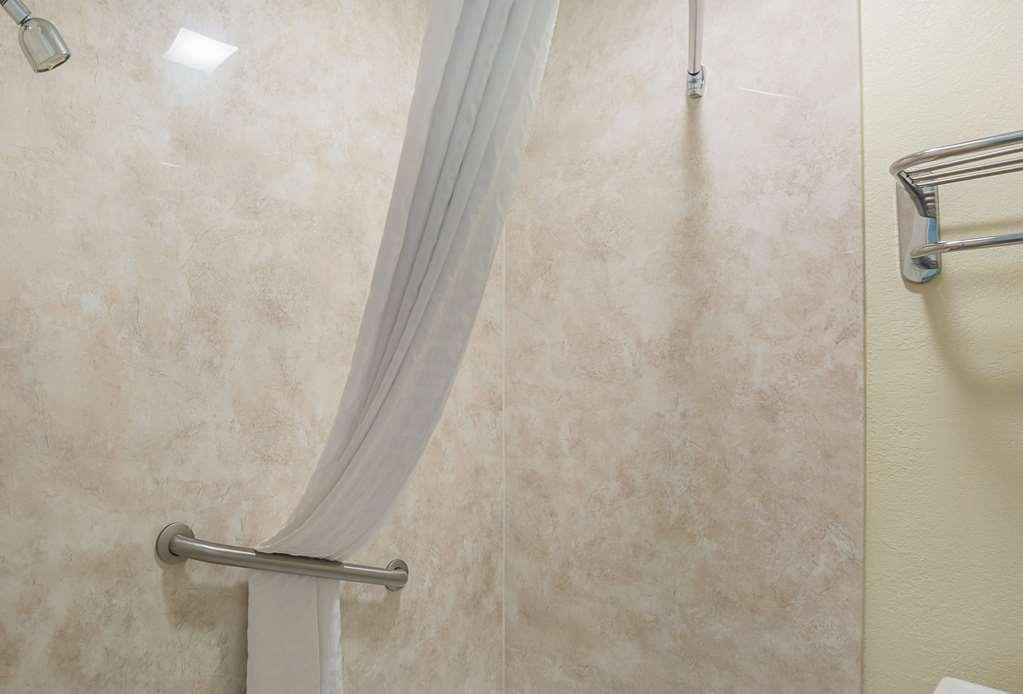 Econo Lodge Huntsville- University Area Room photo