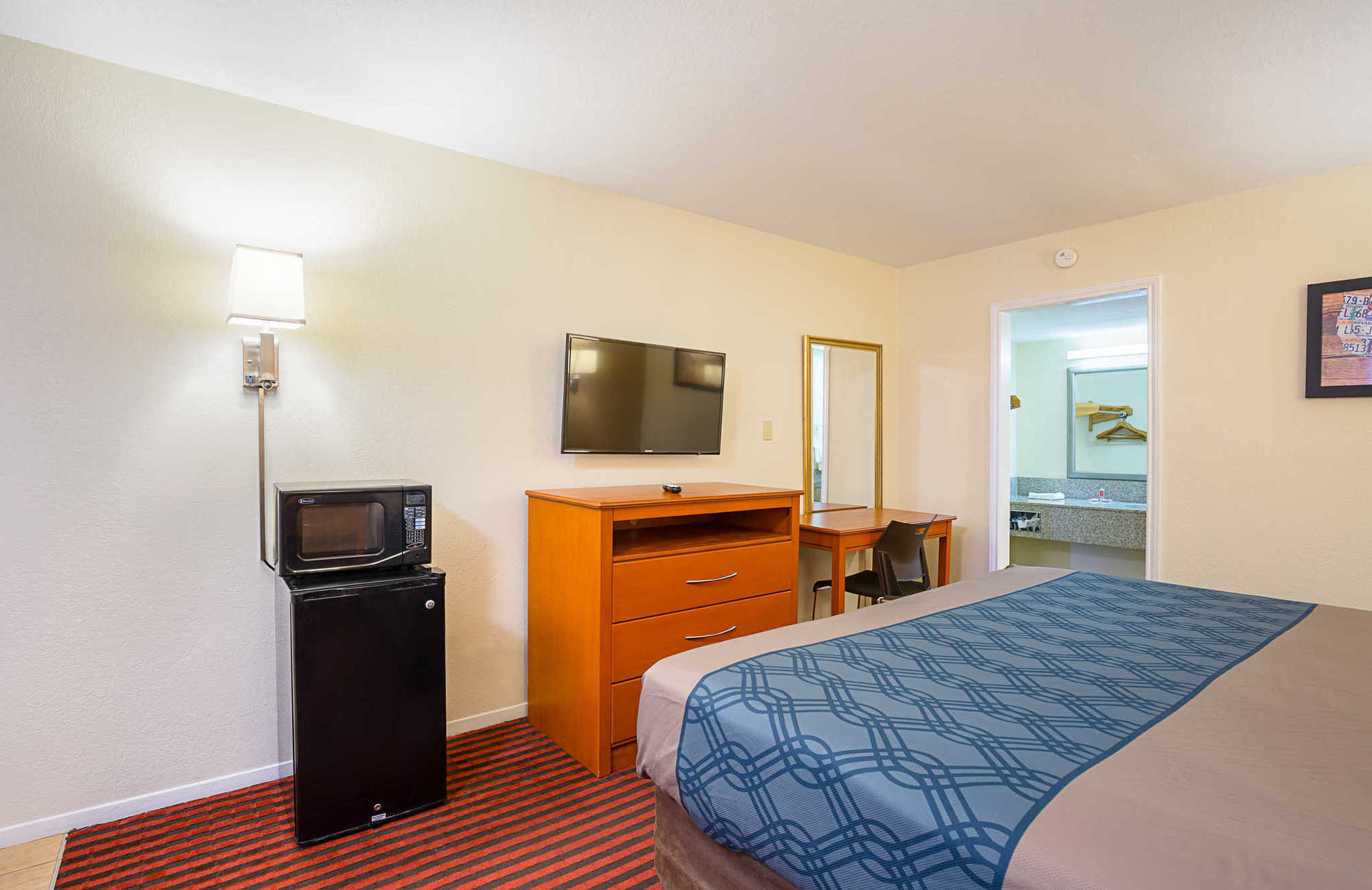 Econo Lodge Huntsville- University Area Room photo