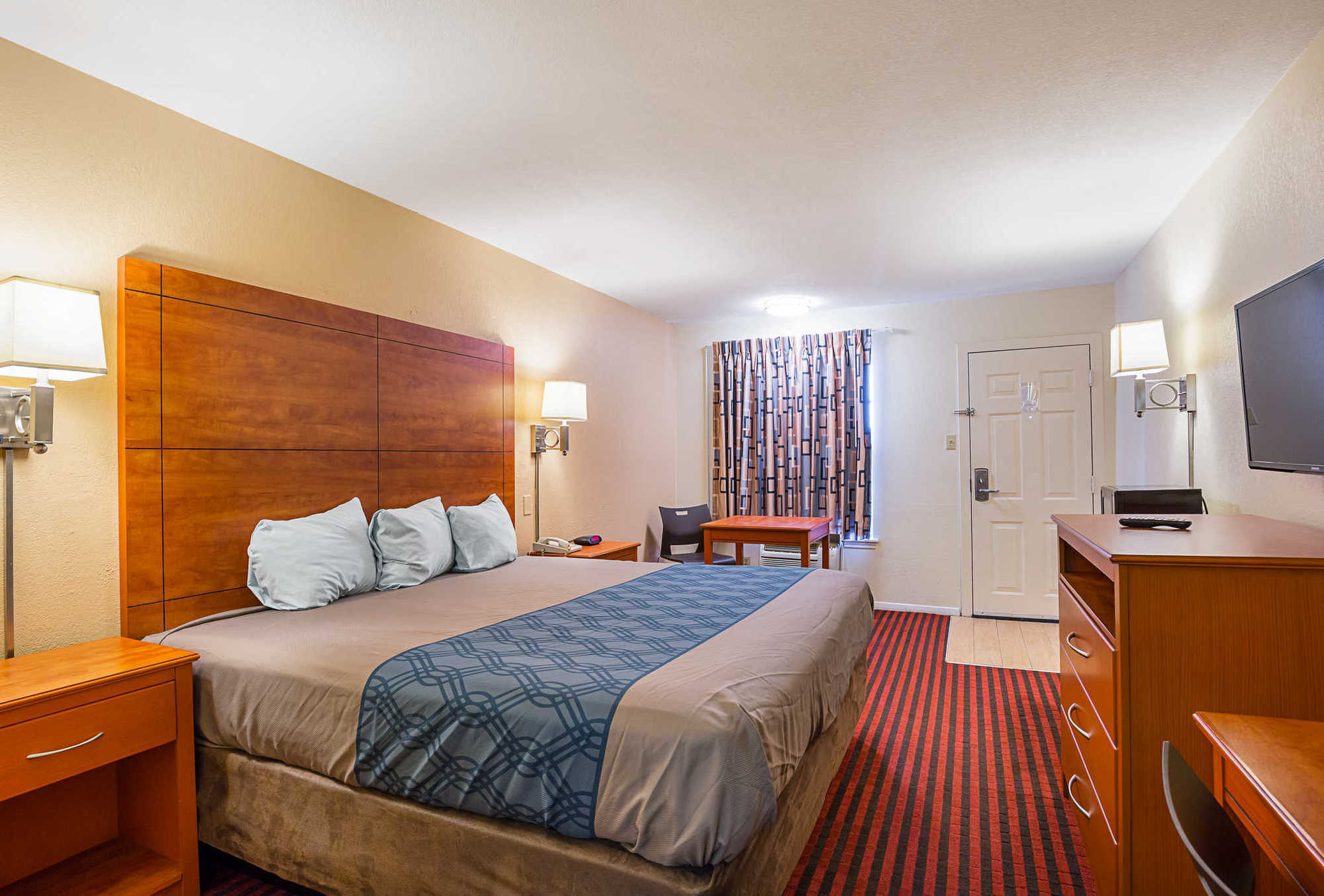Econo Lodge Huntsville- University Area Room photo