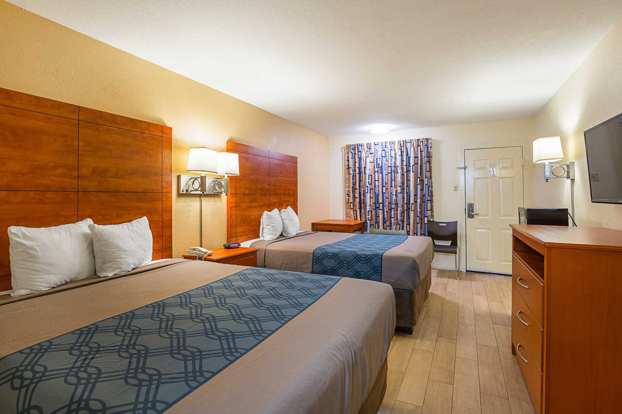 Econo Lodge Huntsville- University Area Room photo
